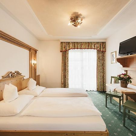 Hotel Hoferwirt Neustift im Stubaital Luaran gambar