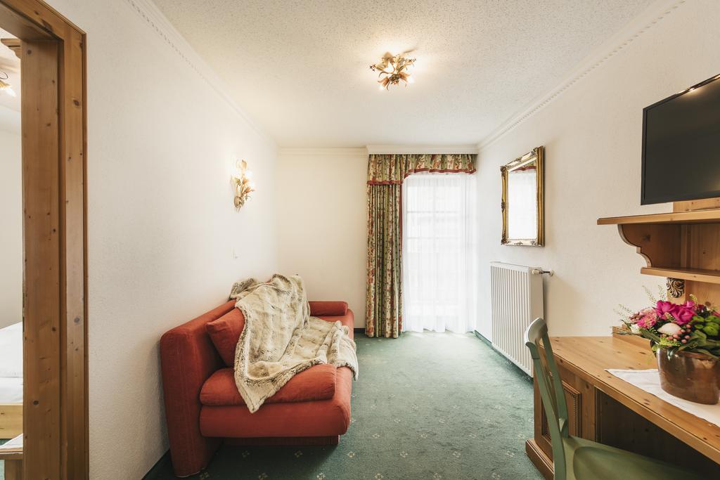 Hotel Hoferwirt Neustift im Stubaital Luaran gambar