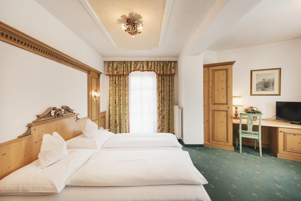 Hotel Hoferwirt Neustift im Stubaital Luaran gambar